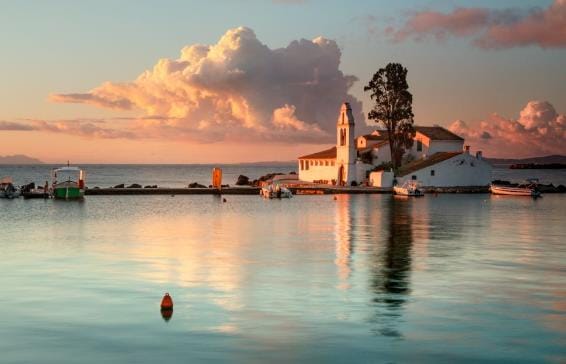 Kanoni, crkva Panagija Vlaherna i Mišje ostrvo