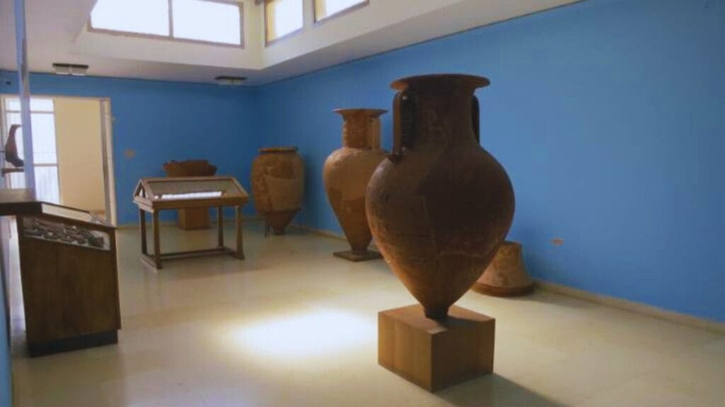 Arheološki muzej Tinosa Znamenitosti Tinos