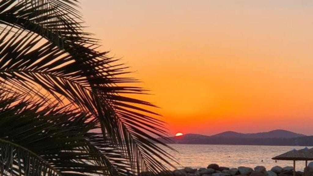 Nikiti – spoj tradicije i modernog odmora na Sitoniji