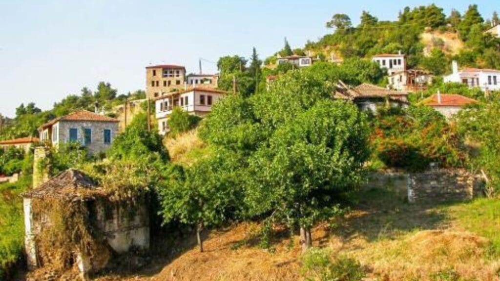 Partenonas – skriveno planinsko selo Halkidikija