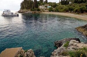 Read more about the article Plaža Levrehio – Ostrvo Paksi