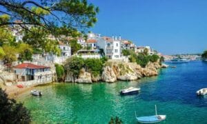 Read more about the article Plaža Plakes na Skijatosu