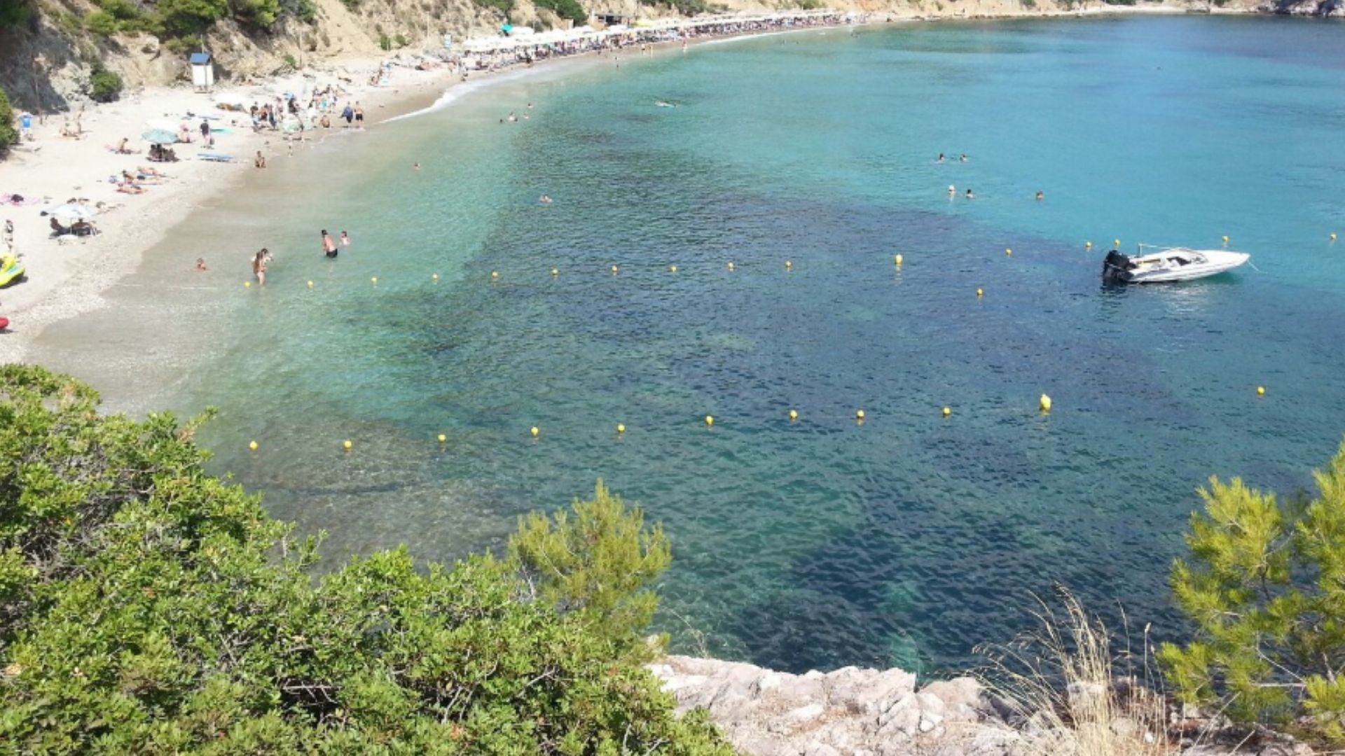 Read more about the article Plaža Stafilos – Ostrvo Skopelos u Grčkoj