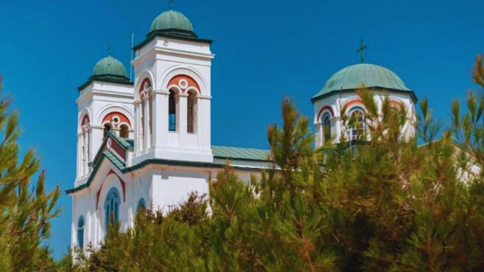 Read more about the article Crkva Kimisis Teotoku (Uspenja Bogorodice) – Nausa, Paros