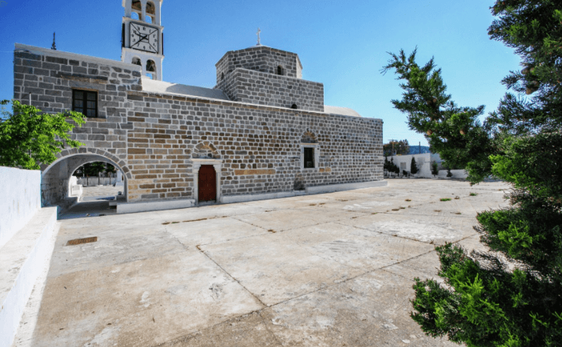 Crkva Panagia Portiani – Grčko ostrvo Milos