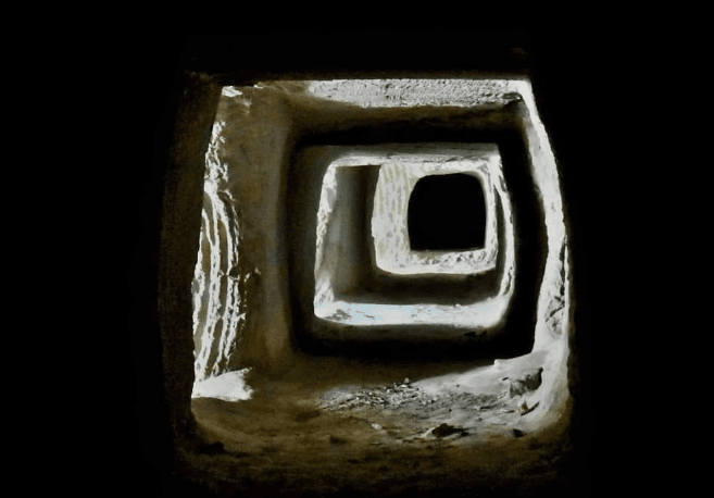 Katakombe – Grčko ostrvo Milos