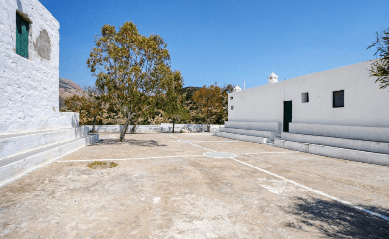Manastir Agios Joannis Siderianos - Grčko ostrvo Milos