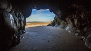 Read more about the article 6 + Plaža ostrva Anafi dugačka i peščana, sa čistom vodom