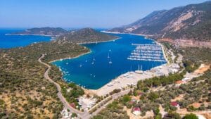 Read more about the article Kaš mediteranska Turska: mala luka koja te ne pušta