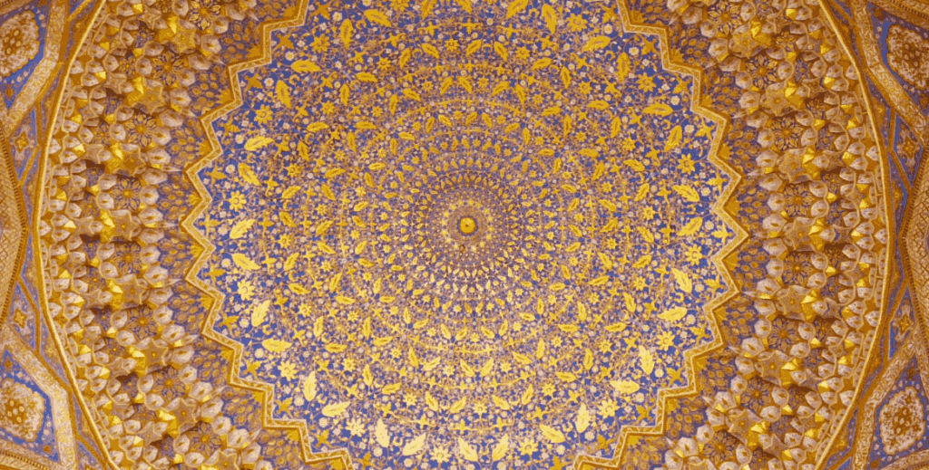 Mogarnas je sistem malih niša ili ćelija