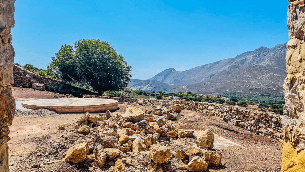 Pećina Čarkadio, ostrvo Tilos, Grčka