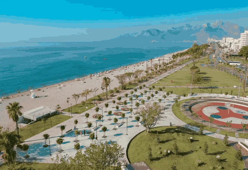 Plaža i park Koniaaltı, Antalija