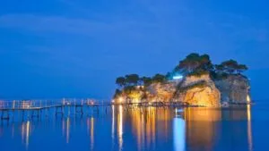 Read more about the article 15 Plaža Zakintosa — Zlatni pesak i kornjače Kareta-Kareta
