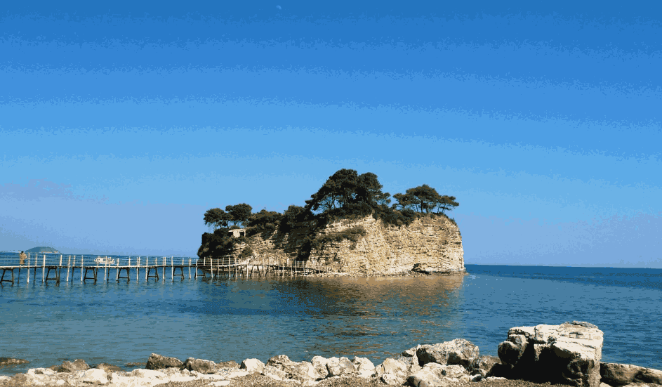 Agios Sostis (ostrvo Kameo)