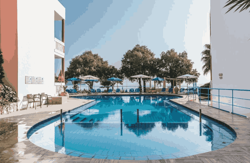 Eden Beach Hotel 