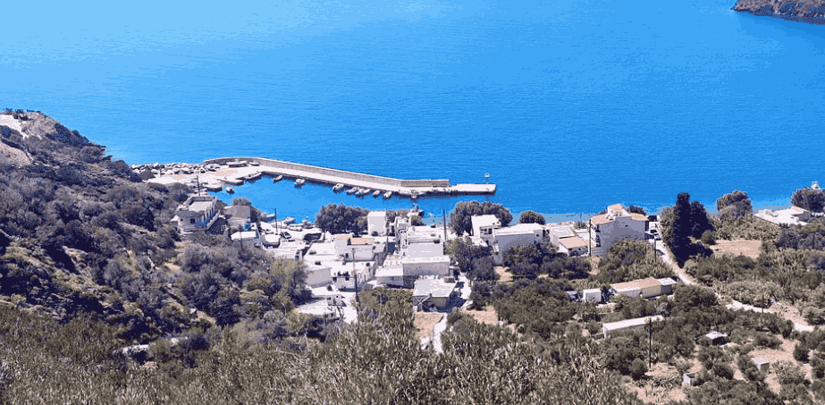 Plaža Hrisomilija — amfiteatralno selo s dugom plažom