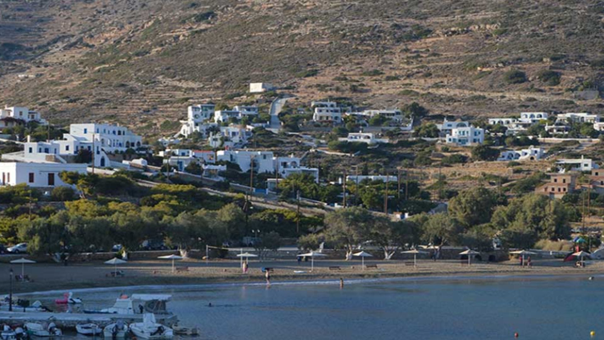 You are currently viewing Plaža Sikinosa – Mirno Ostrvo Sa Skrivenim Uvalama