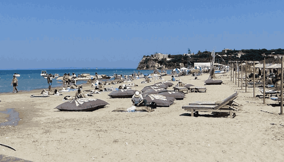 Plaža Zakintosa Cilivi — Plava zastava i vodeni sportovi