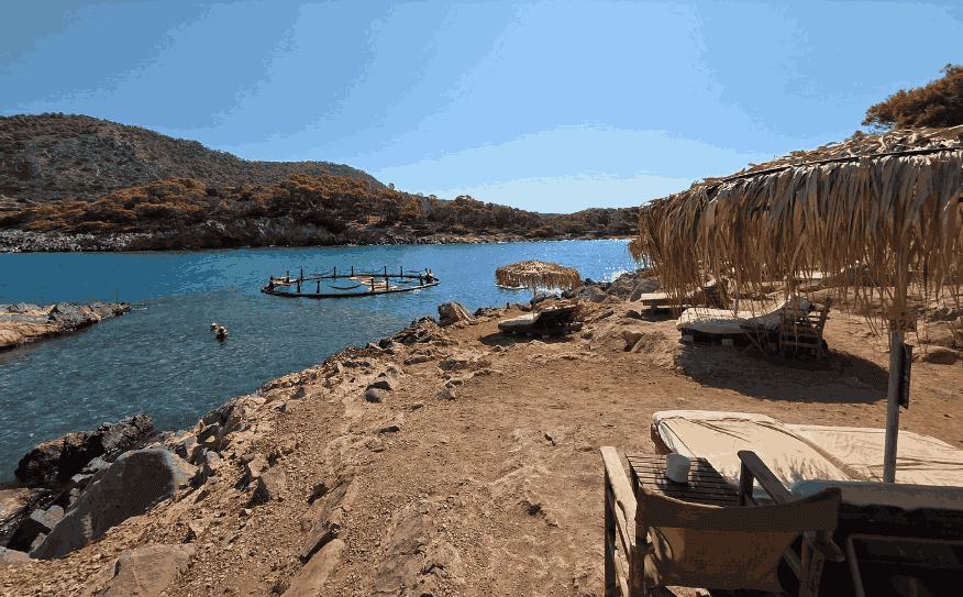Plaža na Agistri Aponisos