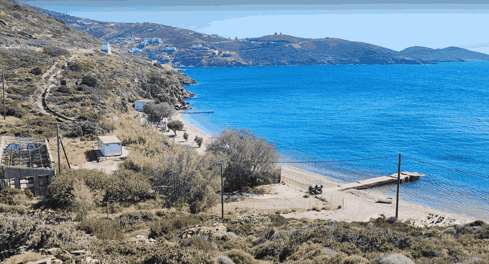 Psili Amos plaža ostrva Furni — peščana oaza desetak minuta od luke