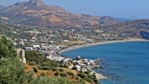 Read more about the article Selo Plakijas  sa kristalno čistim morem i plažom  od više kilometra