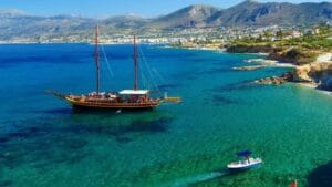 Read more about the article Selo Sisi na Kritu sa tavernama za opuštanje uz more
