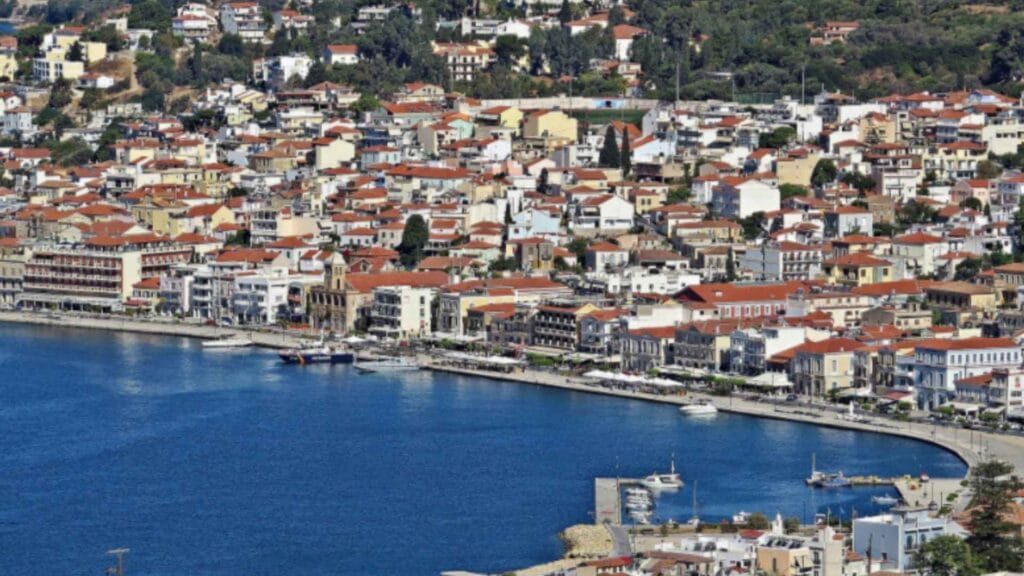 Grad Vati (Samos) – Arheološki muzej, luka i stari grad