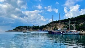Read more about the article Mala ostrva oko Alonisosa – Peristera, Kira Panagija, Đura i druga