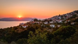 Read more about the article Selo Glosa (Skopelos) – „balkon Egeja“, Mama Mia crkva i Lutraki