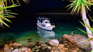 Read more about the article Selo Steni Vala (Alonisos) – zaliv, plaža Glifa i brodolom Peristera