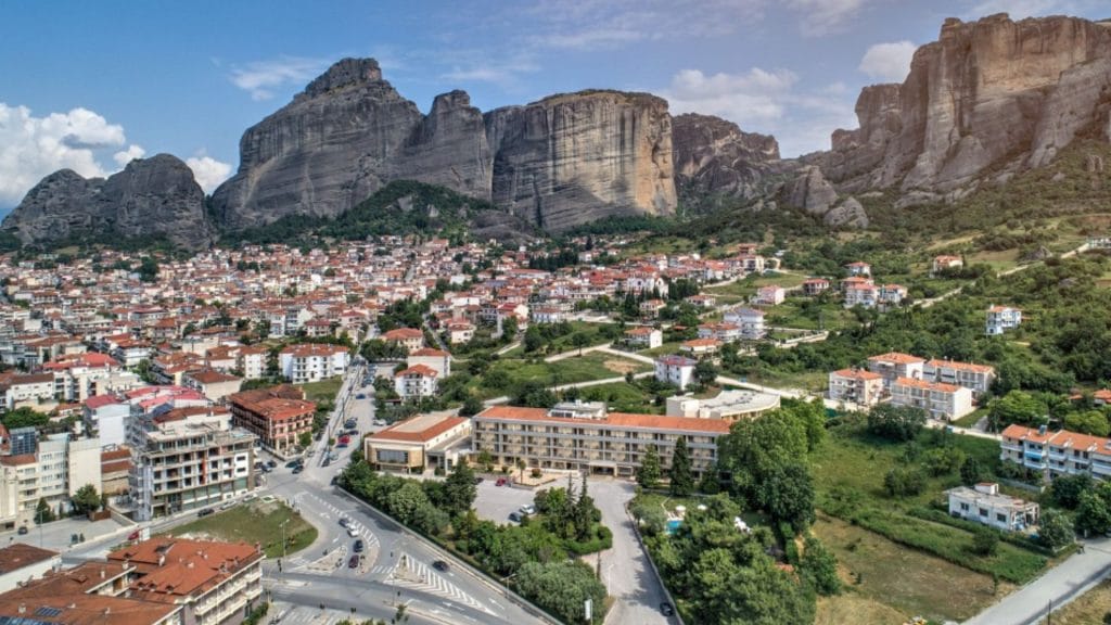 Kalambaka i Kastraki – gde odsesti ispod Meteora