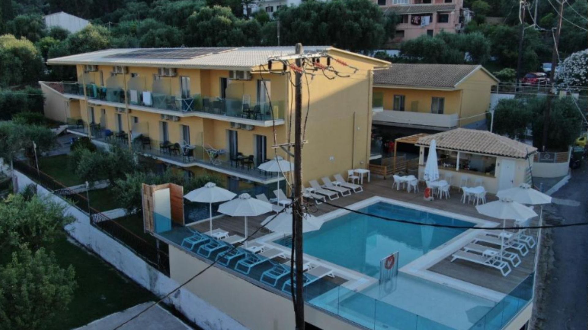You are currently viewing Selo Benices (Krf) – rimska kupatila, marina i Muzej školjki