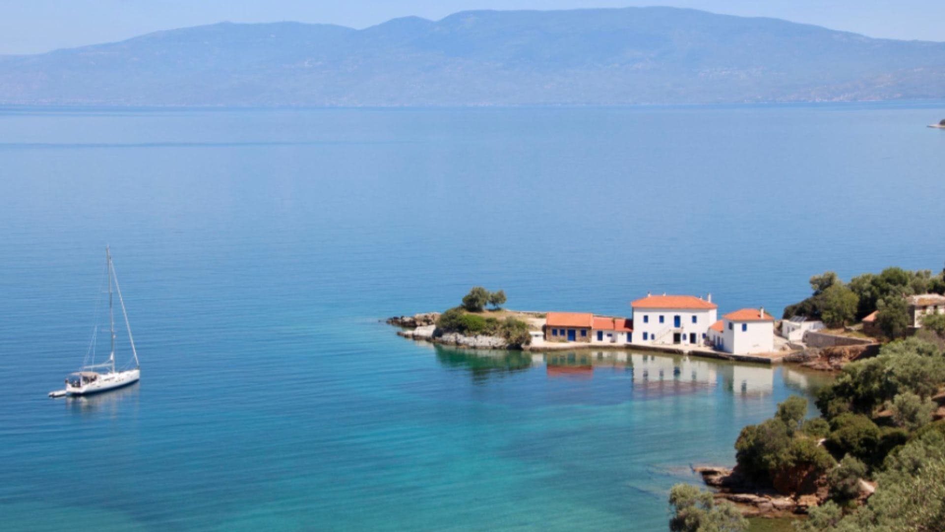 You are currently viewing Selo Trikeri (Pelion) – kapetanske kuće, nošnja i uskršnji običaji