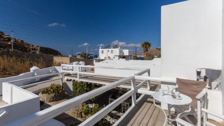 Alexandra Suites kod nove luke u Turlosu na Mikonosu