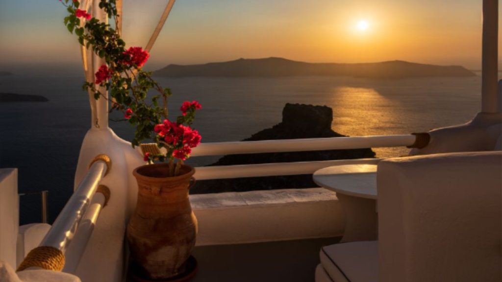 Imerovigli na Santoriniju – balkon Egeja, stena Skaros