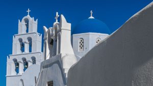 Прочитајте више о чланку Megalohori na Santoriniju – tradicionalno selo, vinarije i toplice