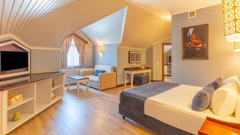 Hotel Mirada Del Lago na Erđijesu