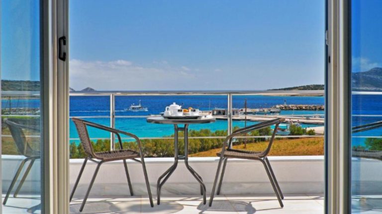 Myrto Hotel blizu luke i plaže na Kufonisiji