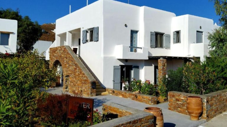 Apartmani Nefeli blizu plaže u Livadiju na Serifosu