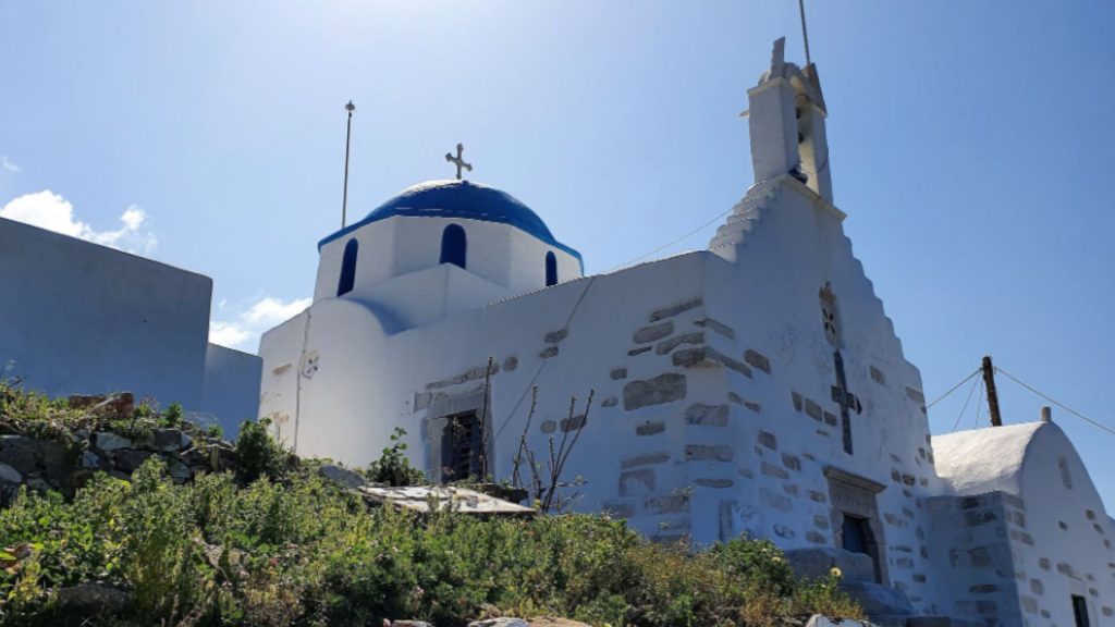 Parikija na Parosu – luka, Kastro i arheološki muzej