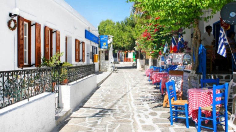 Naselje na ostrvu Antiparos