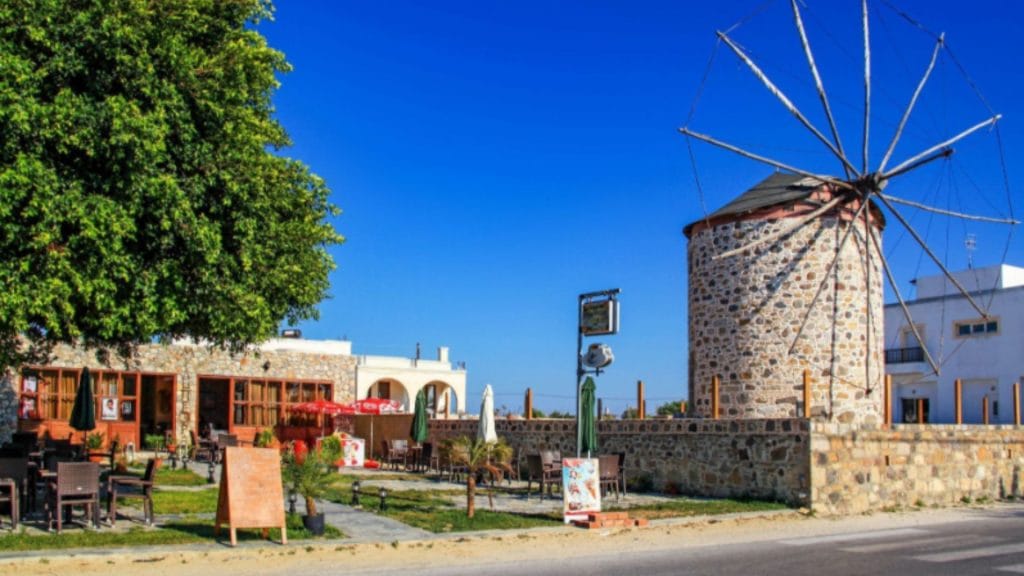 Selo Antimahija (Kos) – venecijanski zamak, vetrenjača i karneval