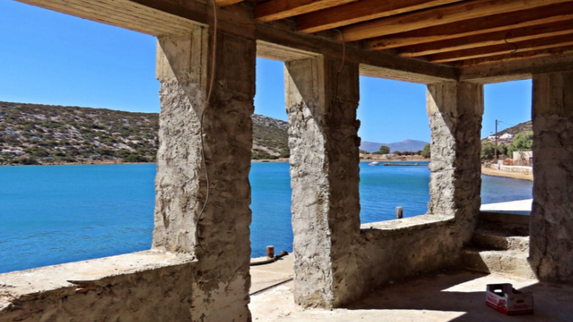 Тренутно гледате Selo Vati (Astipaleja) – laguna, Dionova stena i pećina Drakos