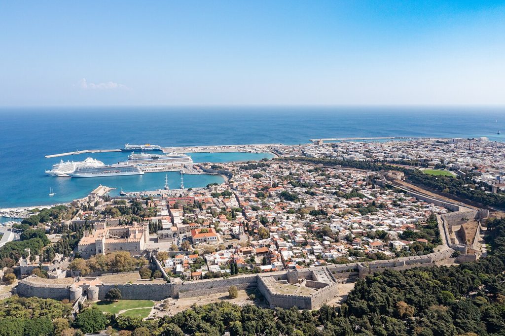 Stari grad Rodosa iz vazduha