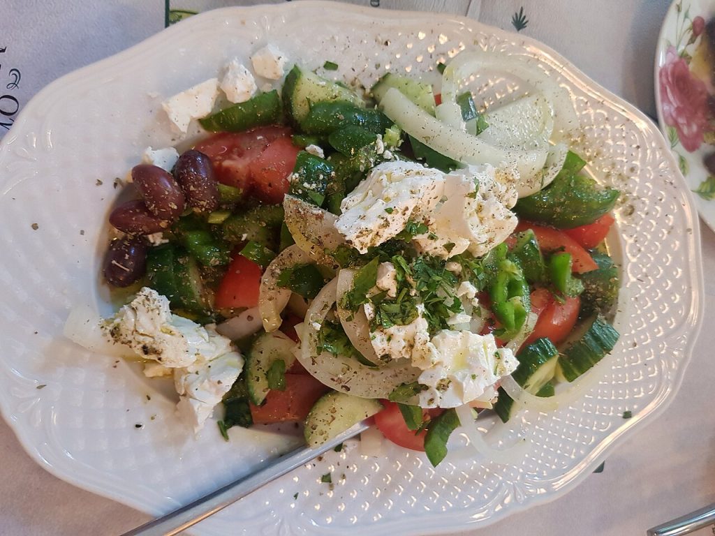 Grčka salata horijatiki iz Soluna