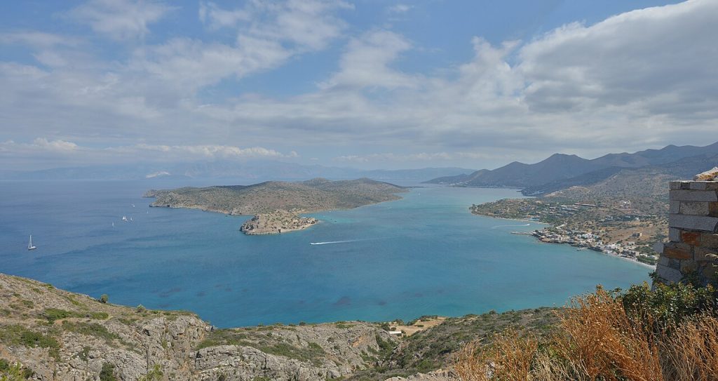 Zaliv Elunda i ostrvo Spinalonga na Kritu