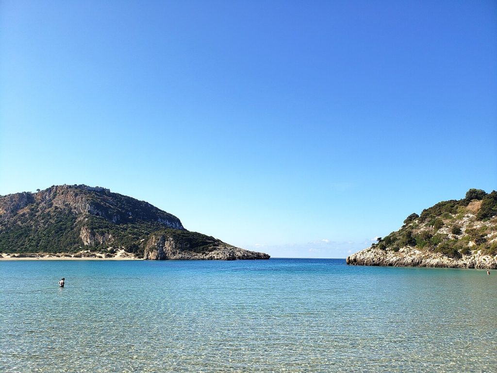 Plaža Voidokilija u obliku omege na Peloponezu