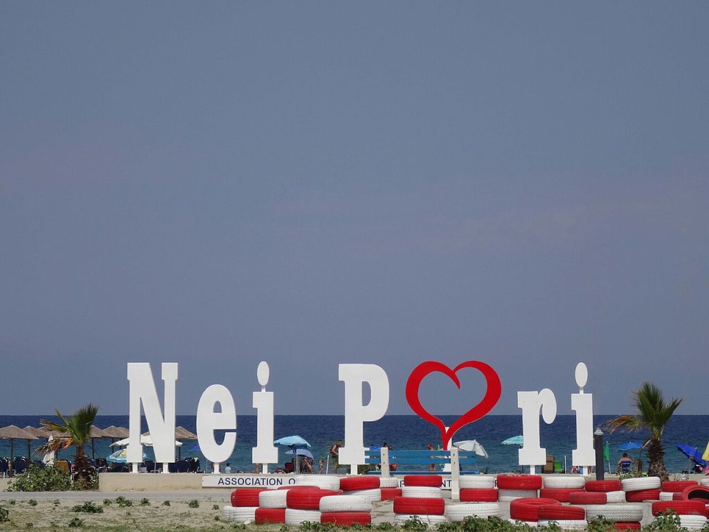 Plaža u Neoi Poroi, Olimpijska regija – putovanje sa decom u Grčku